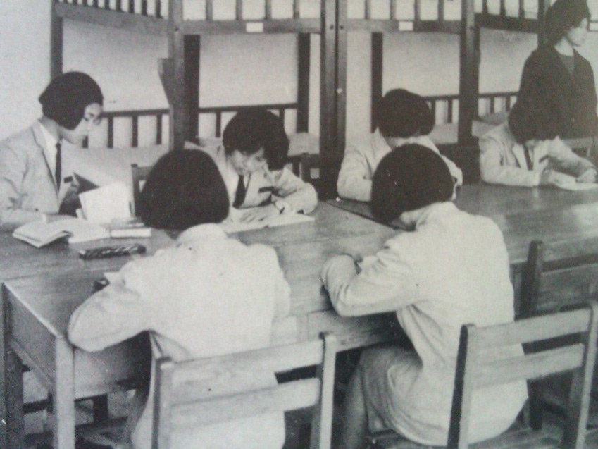 早期的女生宿舍